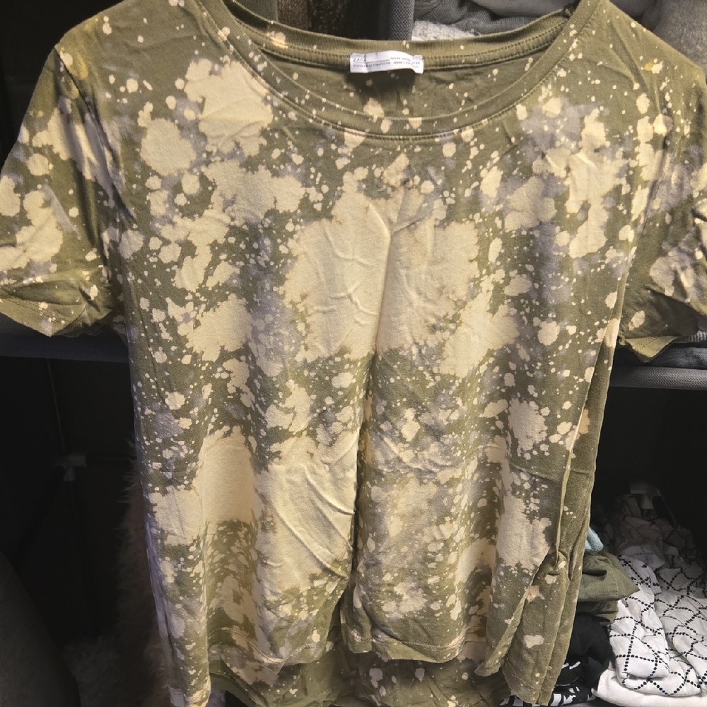 Zara Olive and Beige Patterned T-Shirt